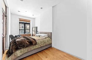 Photo for Manhattan Avenue