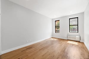 Photo for 2nd Avenue