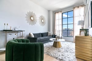 Photo for 4th Avenue