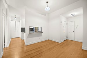 Photo for Madison Avenue