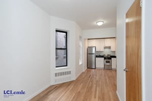 Photo for Jones Street