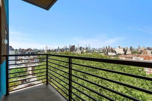 Photo for 21st Street