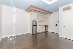 Photo for Greene Avenue