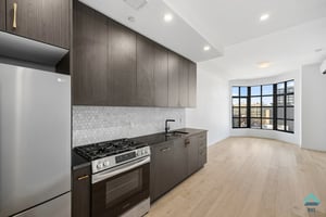 Photo for 4th Avenue