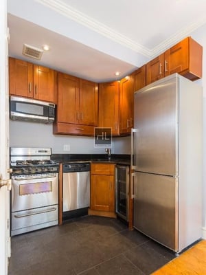Photo for HUDSON ST.