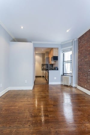 Photo for BARROW ST.