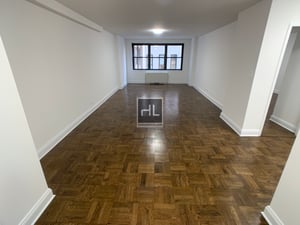 Photo for 5 AVENUE