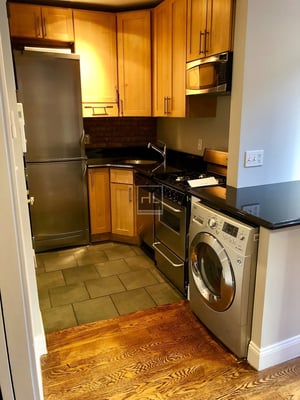 Photo for E 50TH ST.