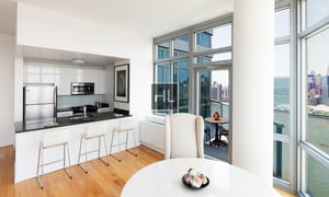 Photo for Center Boulevard