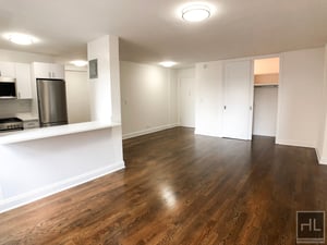 Photo for 🔥 Large High-Floor Studio w/ Doorman - Union Square / Flatiron - NO FEE
