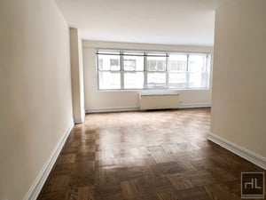 Photo for 8th Ave | Midtown W. | 2BR/1BA | Nr HK, Central Park & ALL Midtown Subways | Doorman, Elevator, Laundry & NO Broker's Fees!