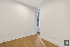 Photo for Madison Avenue