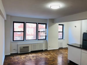 Photo for 20 BEEKMAN PLACE Unit 5E