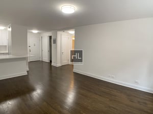 Photo for E 16 ST