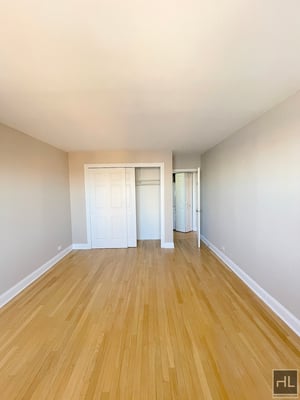 Photo for Harrison Street