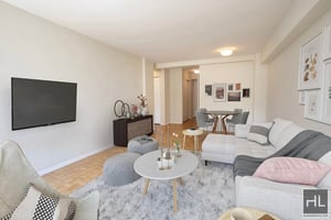 Photo for East 51st Street