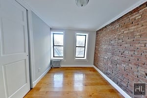 Photo for E 100TH ST.