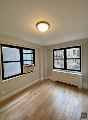 Photo for East 33rd Street