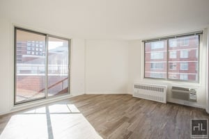 Photo for 2nd Avenue