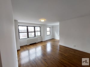 Photo for E 82 St