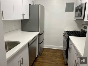 Photo for E 88th St