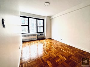 Photo for Fourth Avenue