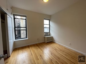 Photo for BANK STREET