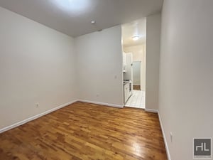 Photo for 2 AVENUE