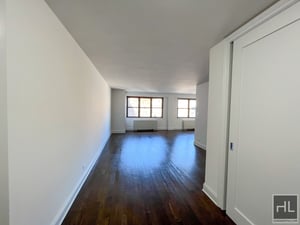 Photo for E 16 ST