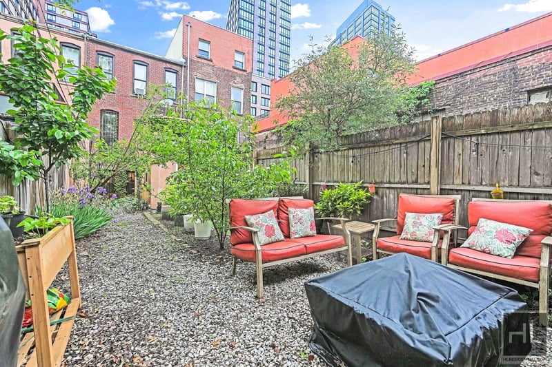 Image for 588 DEAN STREET