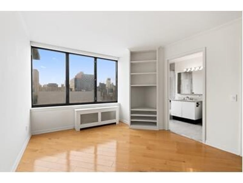 Image for 422 East 72nd Street
