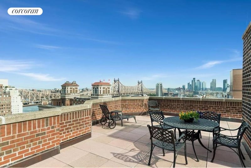 Image for 20 Sutton Place South
