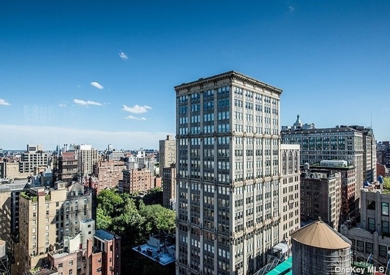 Image for 280 Park Ave S