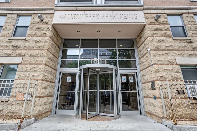 Image for 1831 Madison Avenue